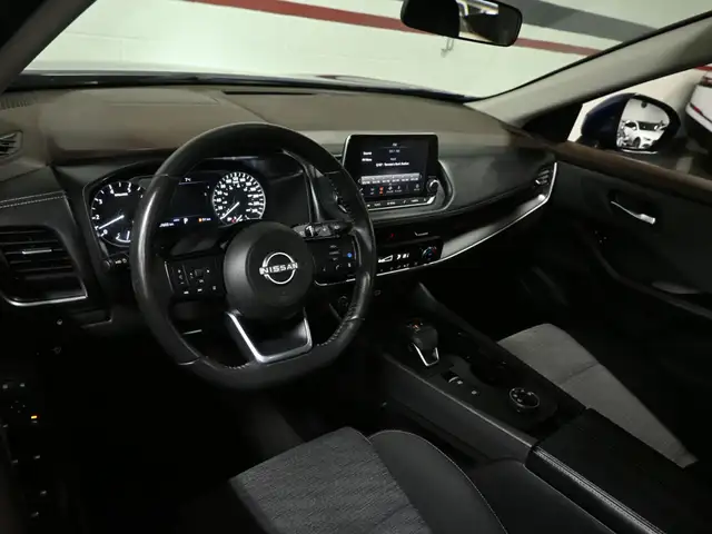 2023 Nissan Rogue SV 360CAM Panoramic Roof Remote Start - Photo 10