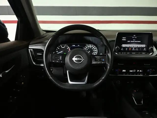 2023 Nissan Rogue SV 360CAM Panoramic Roof Remote Start - Photo 12