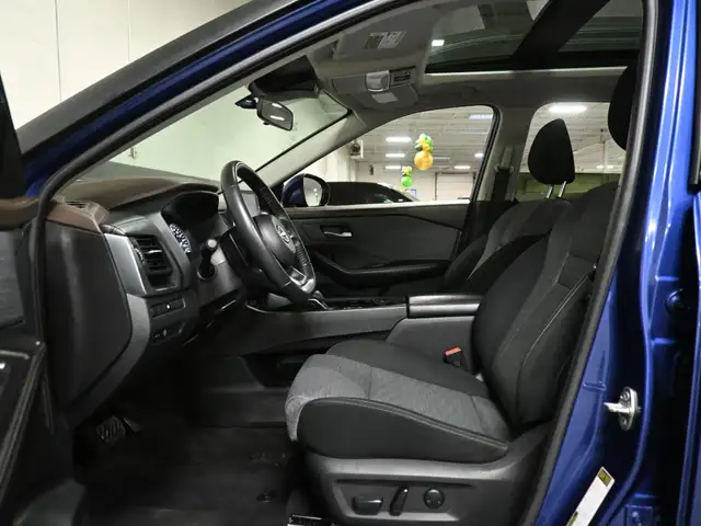 2023 Nissan Rogue SV 360CAM Panoramic Roof Remote Start - Photo 22