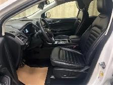 2022 Ford Edge SEL - Photo 17