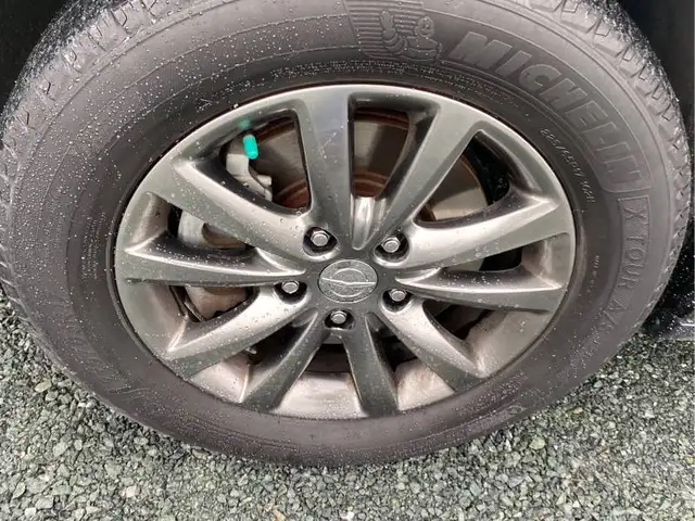 2015 Chrysler Town & Country S - Photo 22