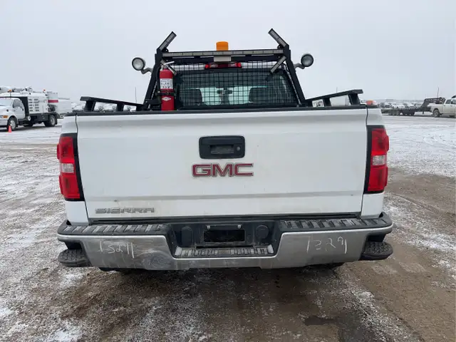 2017 GMC Sierra 1500 4X4 - Photo 5