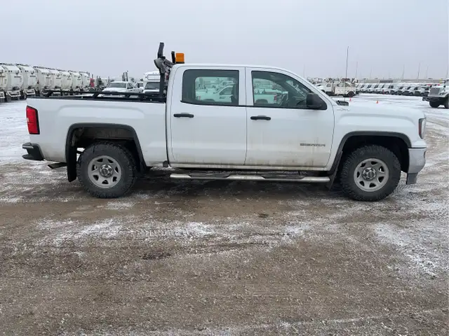 2017 GMC Sierra 1500 4X4 - Photo 7
