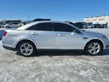 2017 Ford Taurus - Photo 6