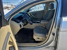 2017 Ford Taurus - Photo 13