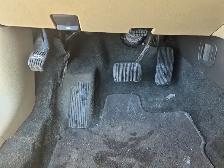 2017 Ford Taurus - Photo 19