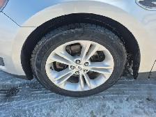 2017 Ford Taurus - Photo 20