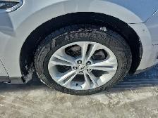 2017 Ford Taurus - Photo 28