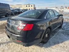 2015 Ford Taurus - Photo 5