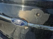 2015 Ford Taurus - Photo 26