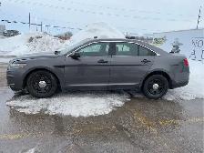 2014 Ford Taurus - Photo 2