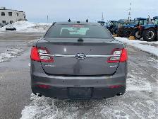 2014 Ford Taurus - Photo 4