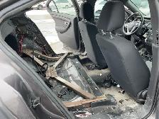 2014 Ford Taurus - Photo 19