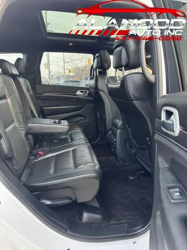 2016 Jeep Grand Cherokee Overland 4dr 4x4 (Certified) - Photo 11