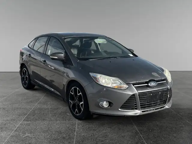 2012 Ford Focus SE / FWD - Photo 9