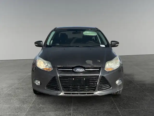 2012 Ford Focus SE / FWD - Photo 10