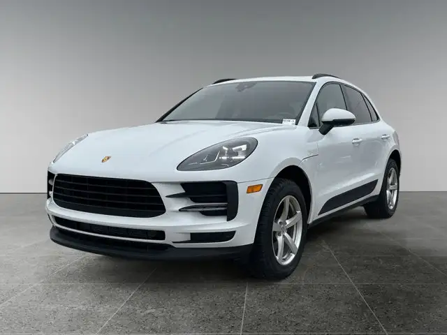 2020 Porsche Macan / AWD