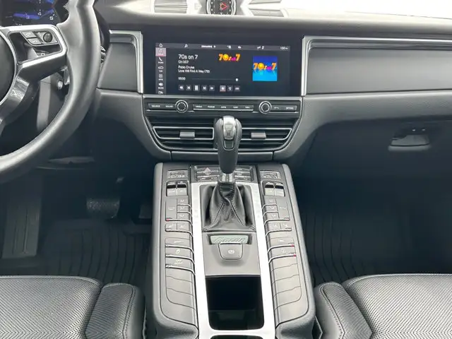 2020 Porsche Macan / AWD - Photo 15
