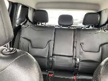 2016 Jeep Renegade Limited 4WD - Photo 9