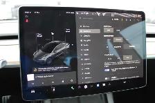 2021 Tesla Model 3 - Photo 23