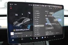 2021 Tesla Model 3 - Photo 25