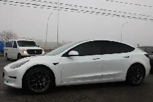 2021 Tesla Model 3 - Photo 3