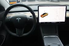 2021 Tesla Model 3 - Photo 10