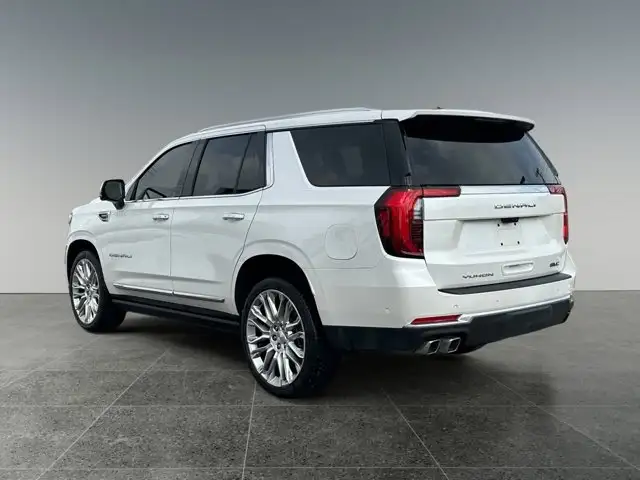 2025 GMC Yukon Denali - Photo 4