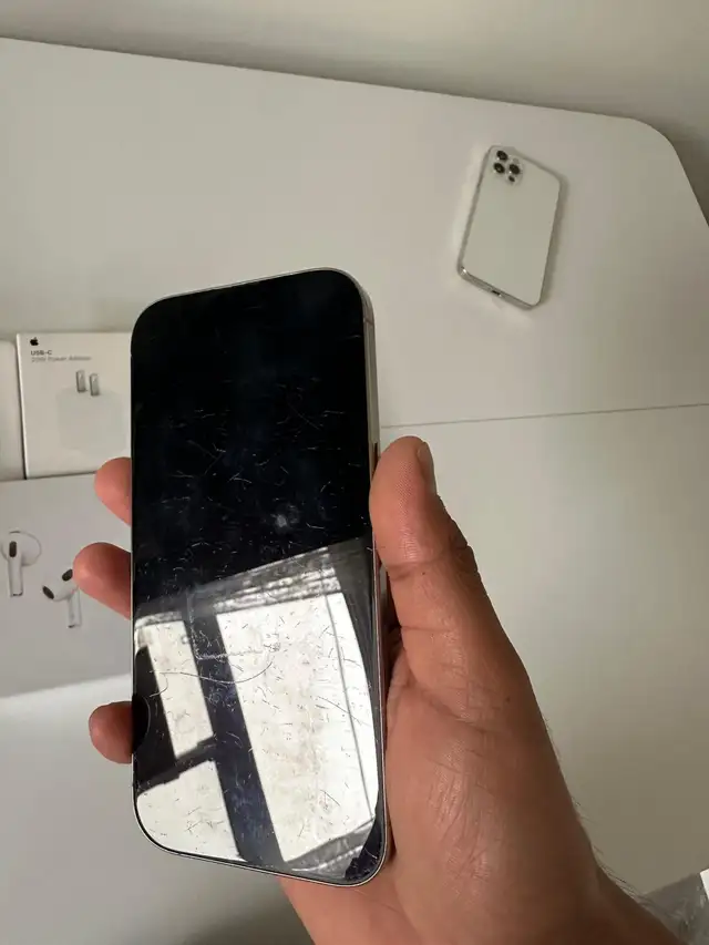 iPhone 16 Pro 256gb Airpods Package/Delivery - Photo 7