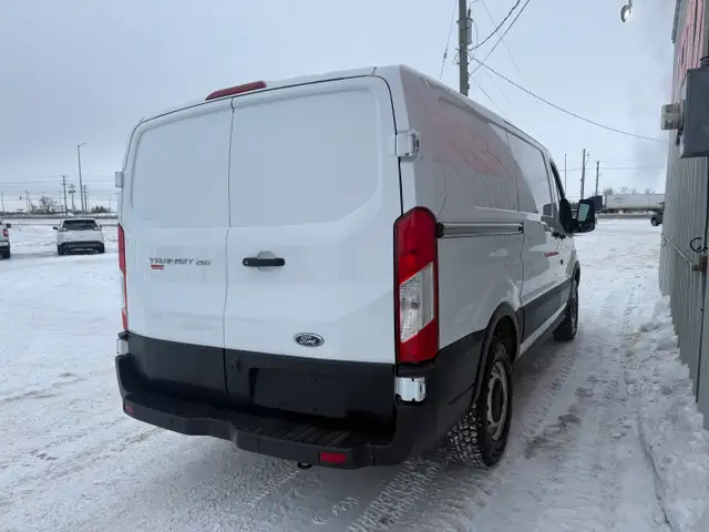 2019 Ford Transit 250 Van Low Roof 130-in. WB - Photo 4