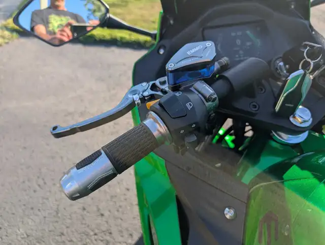 Emmo Zone 2 Max 84V 30A Lithium - Photo 8