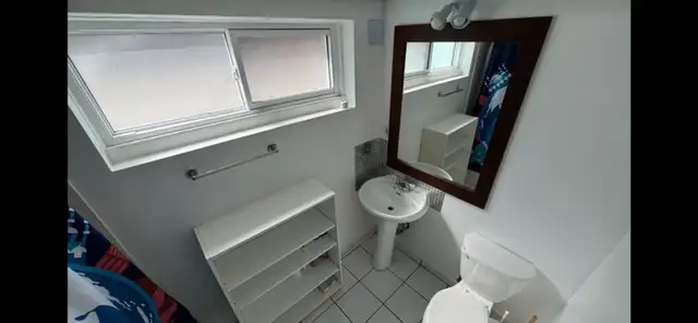 Furnished large bright room Single male $890 m all utilities - Photo 7