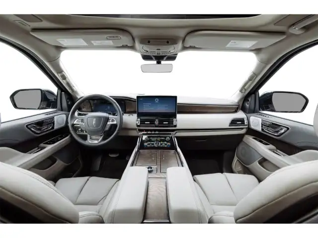 2022 Lincoln Navigator - Photo 3