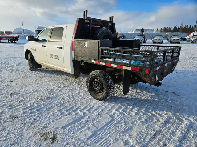 2012 Dodge Ram 3500 - Photo 4