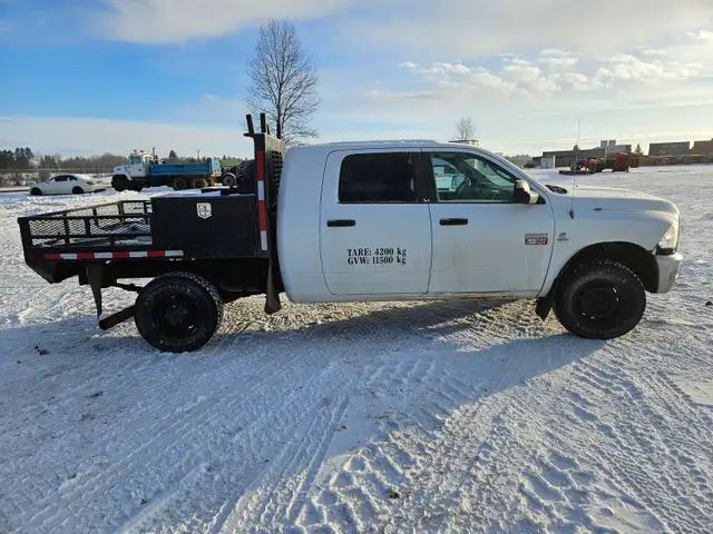 2012 Dodge Ram 3500 - Photo 8