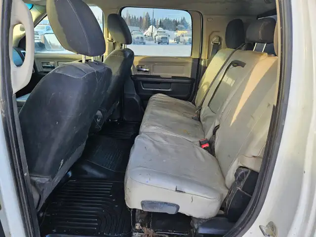 2012 Dodge Ram 3500 - Photo 16