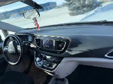 2021 Chrysler Grand Caravan - Photo 8