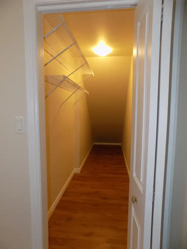 2 bedroom apartment in new sudbury - Photo 14