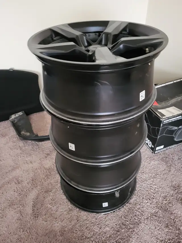 2016-2019 stock Chevy Camaro rims