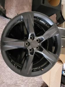 2016-2019 stock Chevy Camaro rims - Photo 2