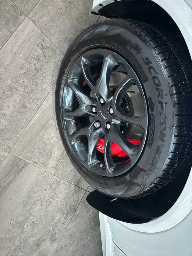 2024 Dodge Durango SRT- only 8400 km - Photo 4