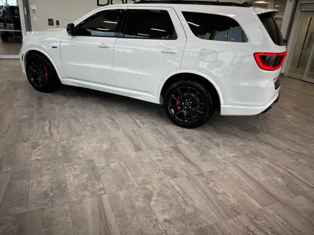 2024 Dodge Durango SRT- only 8400 km - Photo 8
