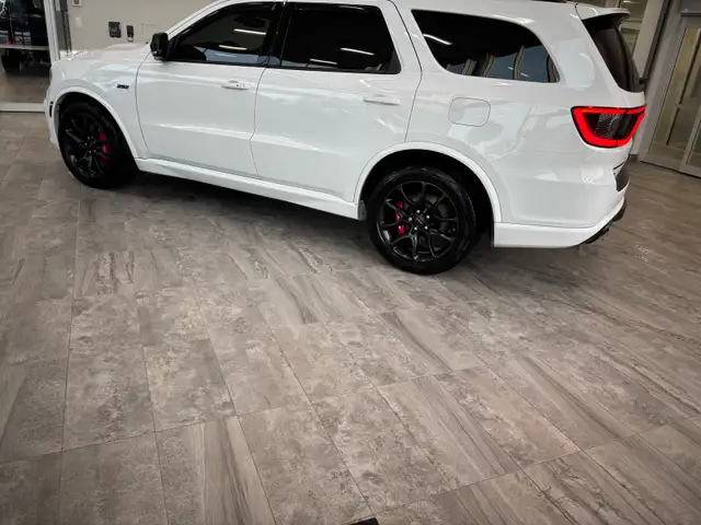 2024 Dodge Durango SRT- only 8400 km - Photo 10