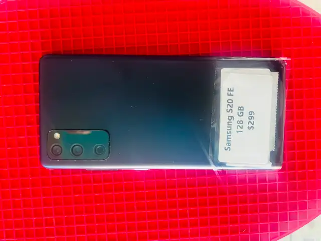 Samsung S20 FE– 128GB (Certified Pre-Owned)
