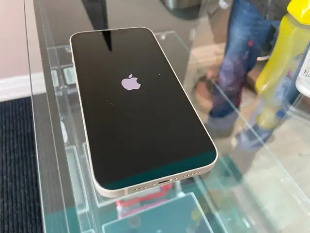 Apple iPhone 13– 128GB (Certified Pre-Owned) - Photo 5