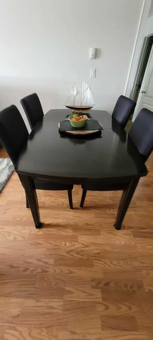 Assorted furniture for sale - Photo 2