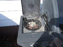 Master Forge 4 burner BBQ / Grill- Burners work good. - Photo 6