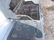 Master Forge 4 burner BBQ / Grill- Burners work good. - Photo 9