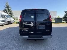 2023 GMC Savana 12 Passenger - Photo 4