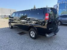 2023 GMC Savana 12 Passenger - Photo 8